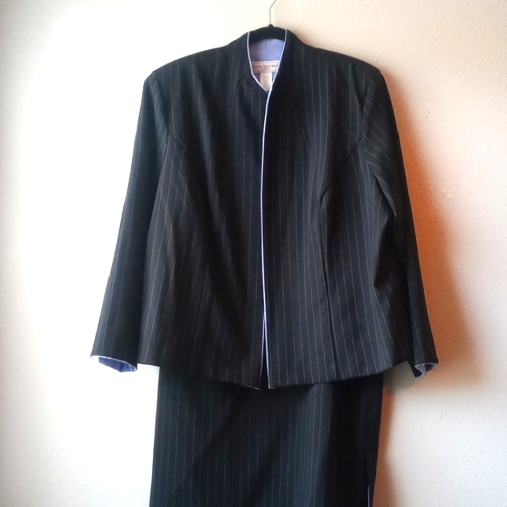 Anna Maxwell Jacket& Skirt Set